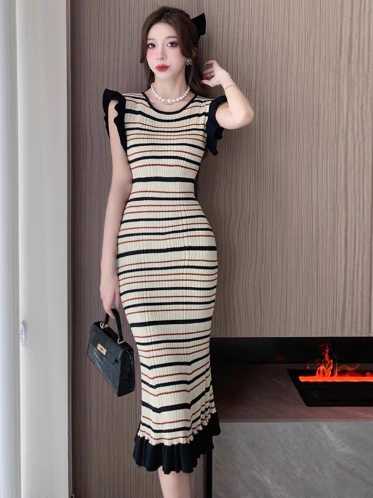 ĐẦM BODY LEN SỌC CAO CẤP D64